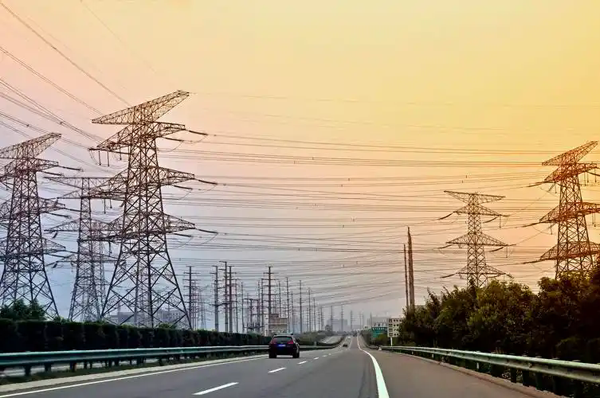 城市配電網(wǎng)建設(shè)架空線案例